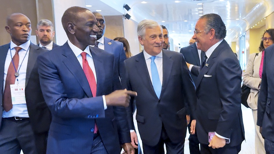 <p>Kamel Ghribi with William Samoei Ruto, President of the Republic of Kenya and Antonio Tajani Italian Foreign Minister</p>